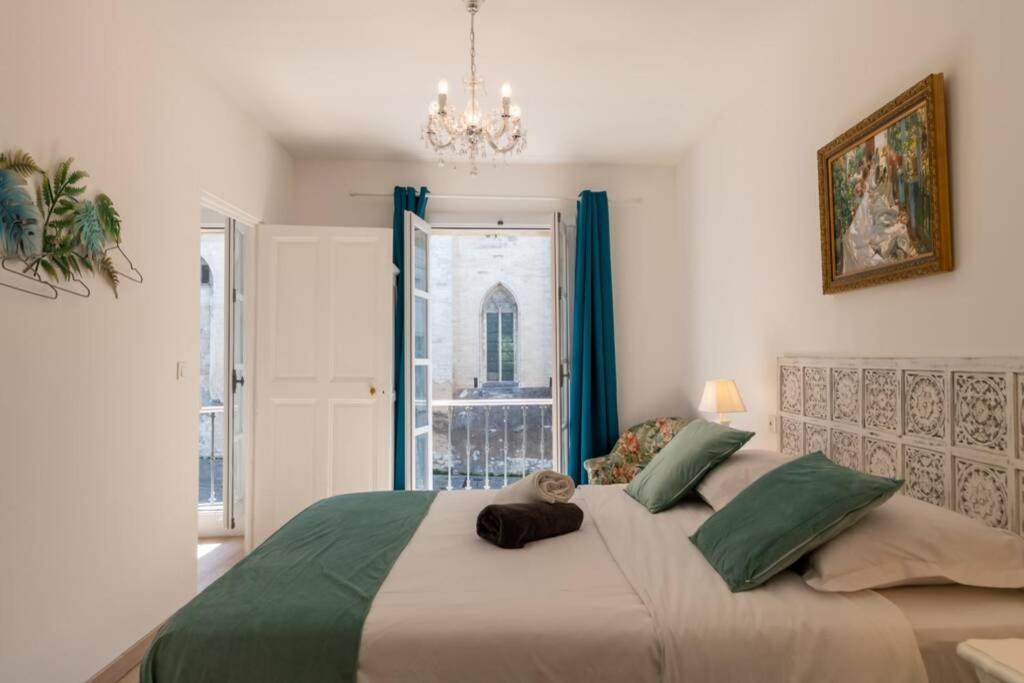 Bien D'Exception En Face Du Palais Des Papes Apartment อาวีญง ภายนอก รูปภาพ