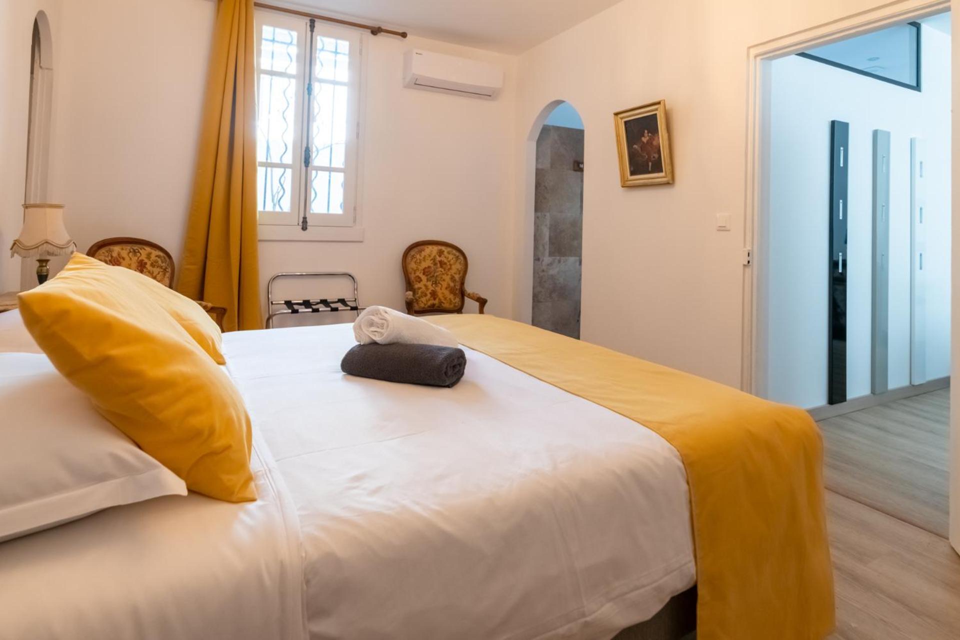 Bien D'Exception En Face Du Palais Des Papes Apartment อาวีญง ภายนอก รูปภาพ