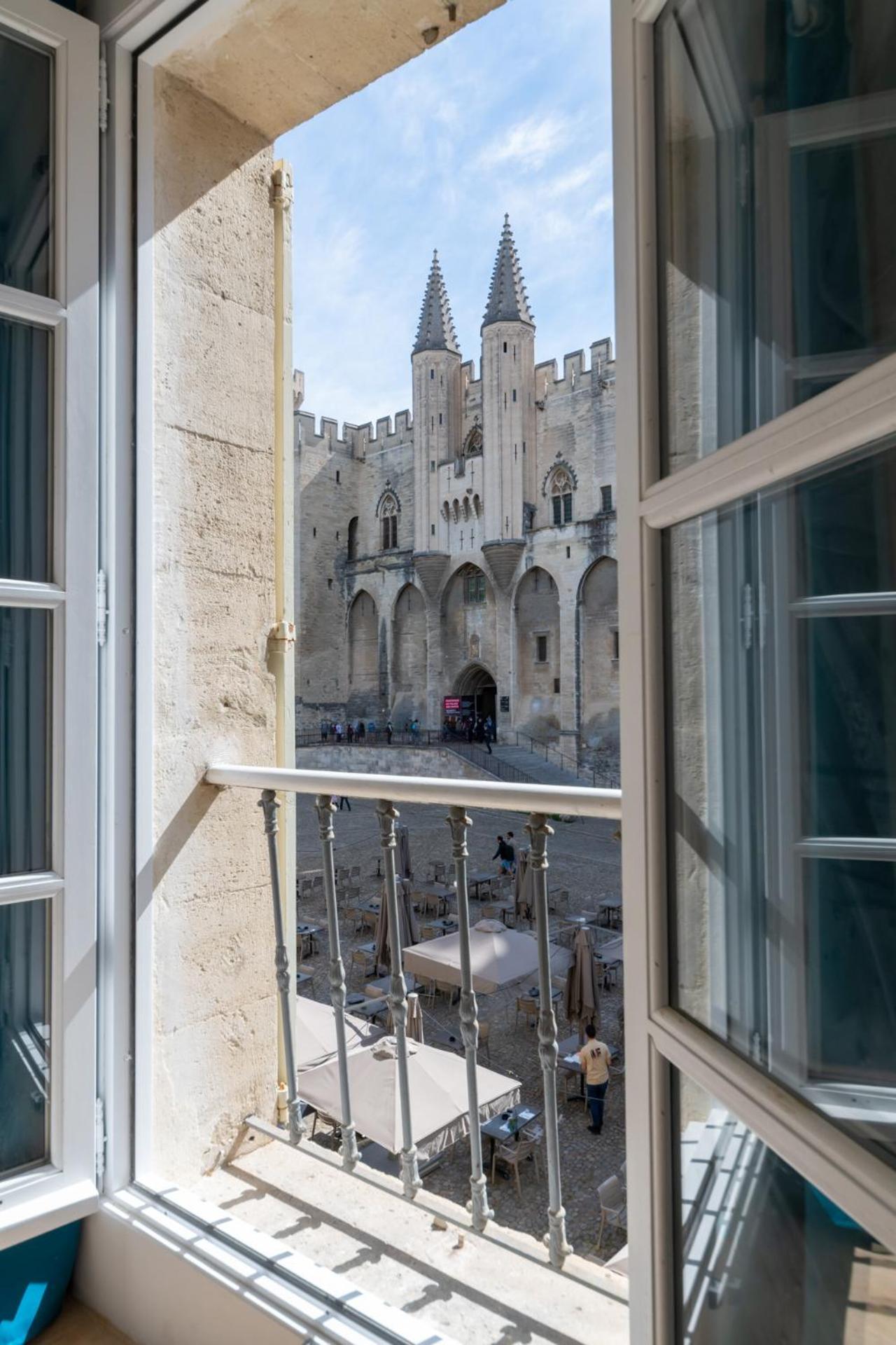 Bien D'Exception En Face Du Palais Des Papes Apartment อาวีญง ภายนอก รูปภาพ