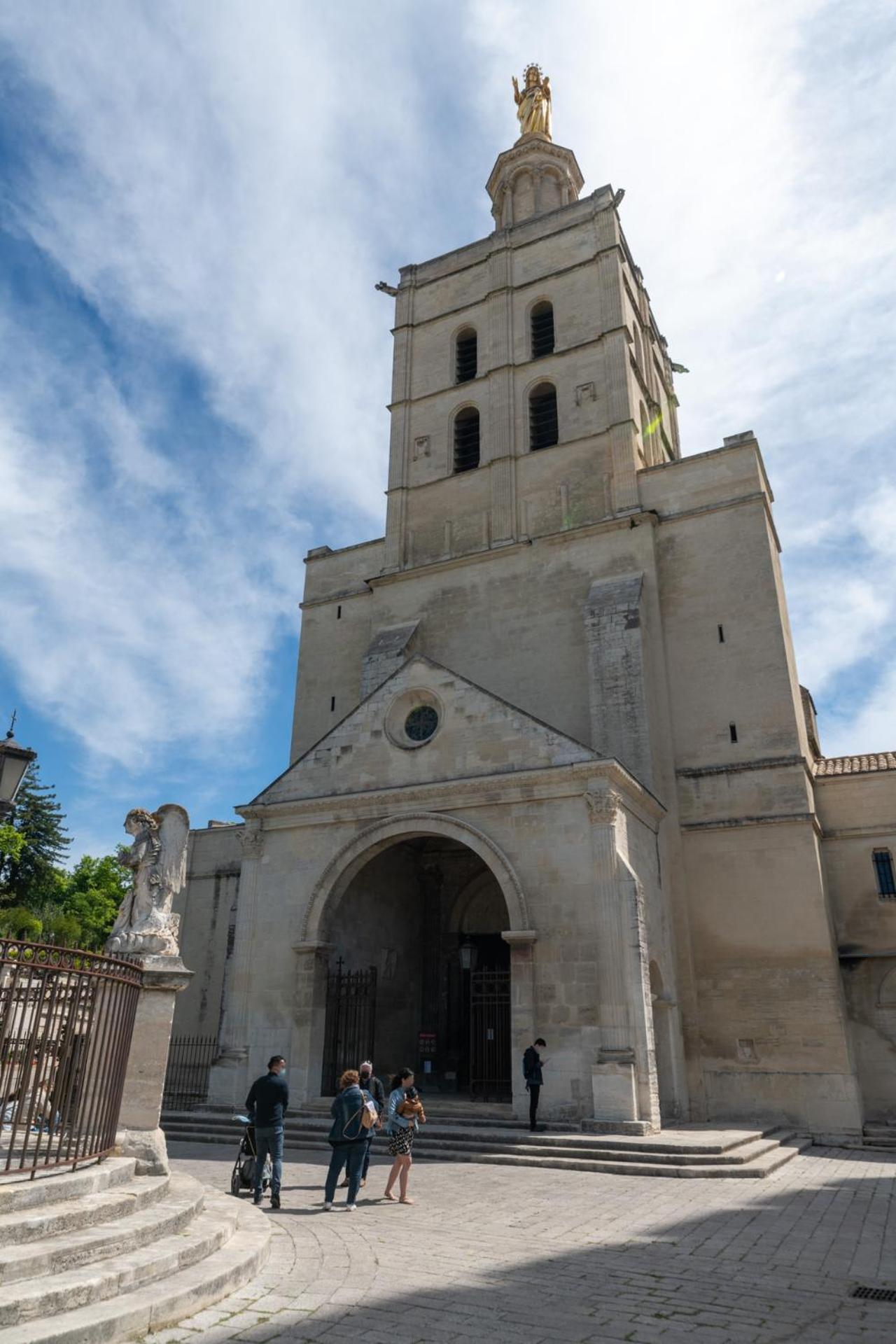 Bien D'Exception En Face Du Palais Des Papes Apartment อาวีญง ภายนอก รูปภาพ